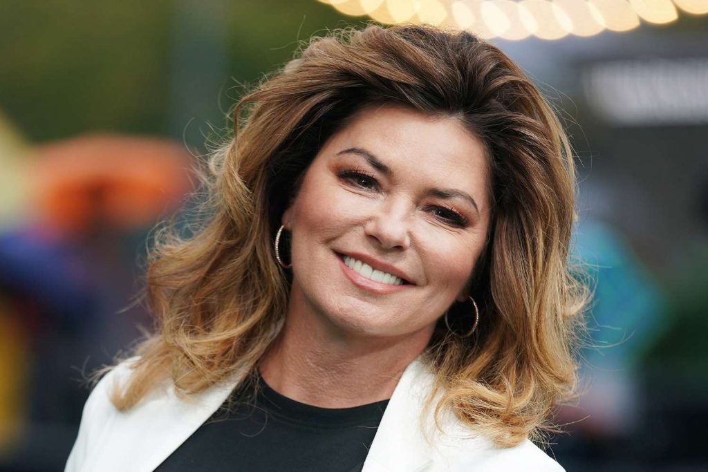 2e7acb7115e44639bbeaadd045933d85